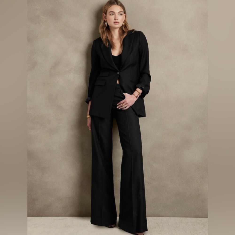 SOLD Banana Republic Black Wide Leg Pants